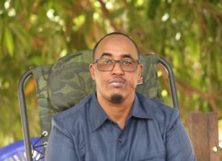 Abdirashid Janan addresses the security forces in Doolow.
