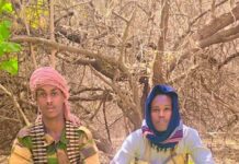 Two men defected from Al-shabab in Jamame, surrender to Jubaland security forces
