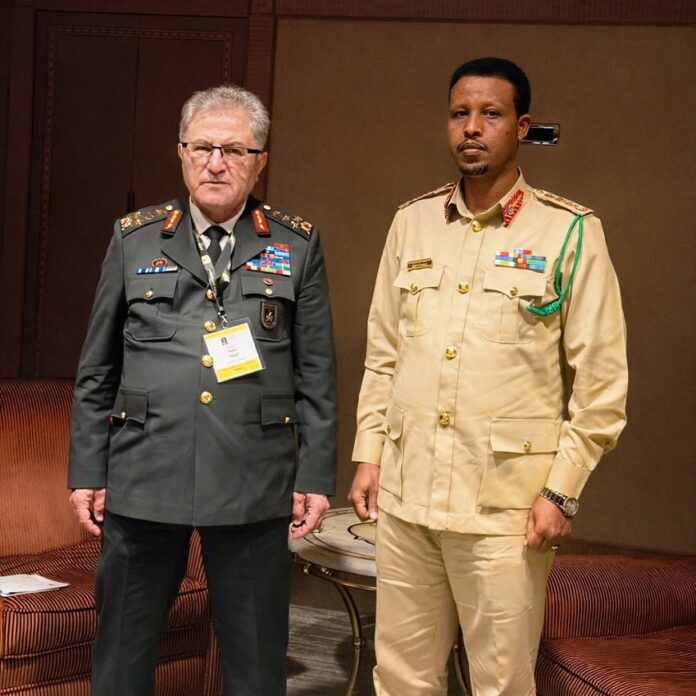 Taliyeyaasha Ciidamada Dhulka ee Turkiga iyo Somaliya1