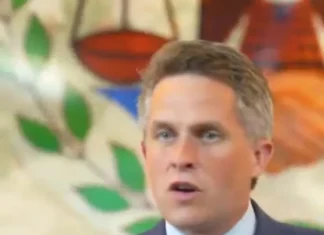 Former UK Defense Secretary Gavin Williamson pledges to lead a global effort to recognize Somaliland in a passionate speech delivered in Hargeisa.