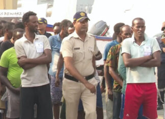 43 Somali Nationals accused of piracy pleaded guilty to the charges against them in a Mumbai court.
