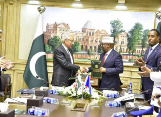 Somalia, Pakistan sign an agreement to strengthen defense and security cooperation.